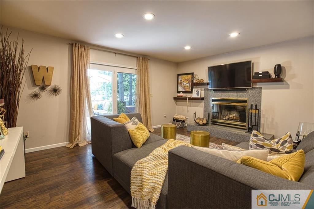 9 Miller Avenue, East Brunswick NJ 08816 – Photo 10