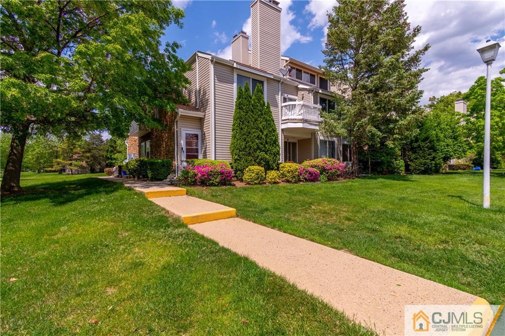 13 Chatham Square Sayreville 08859 NJ photo