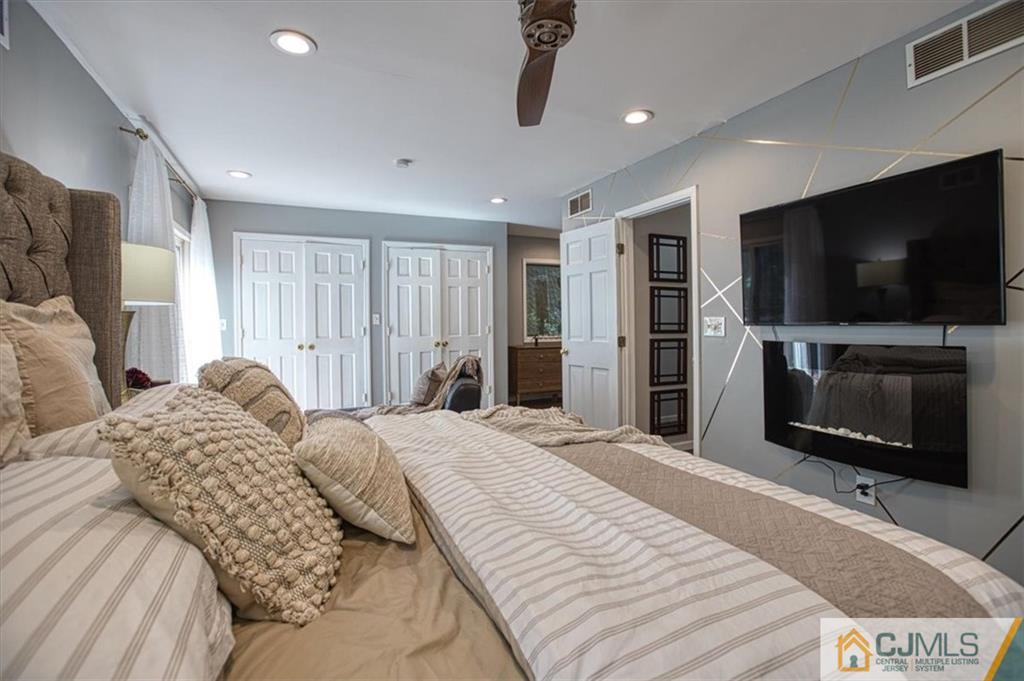 9 Miller Avenue, East Brunswick NJ 08816 – Photo 26