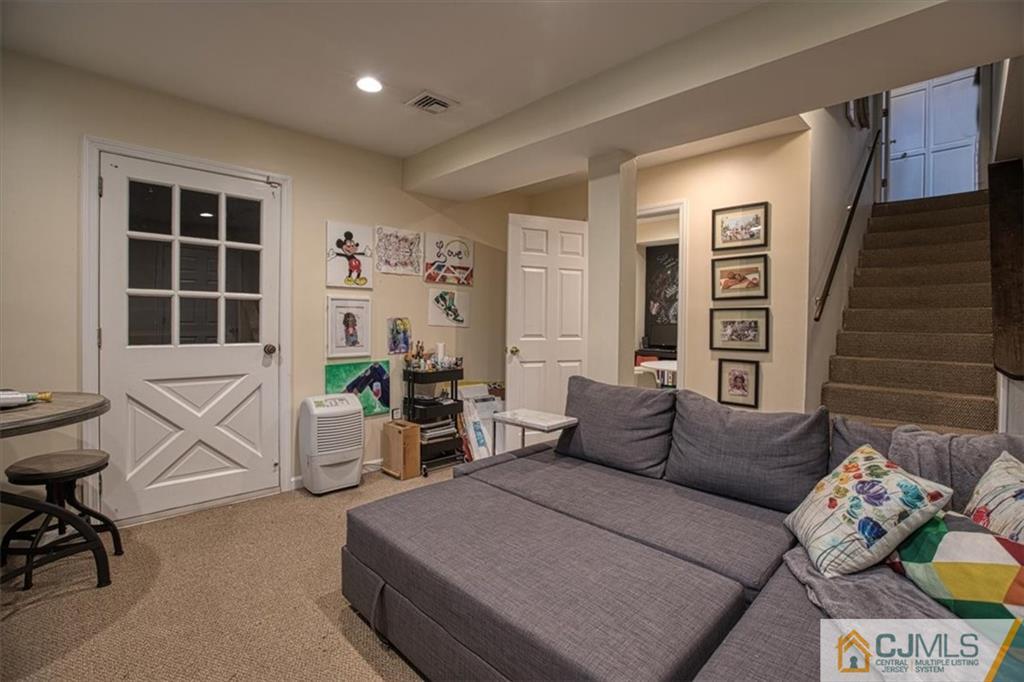 9 Miller Avenue, East Brunswick NJ 08816 – Photo 38