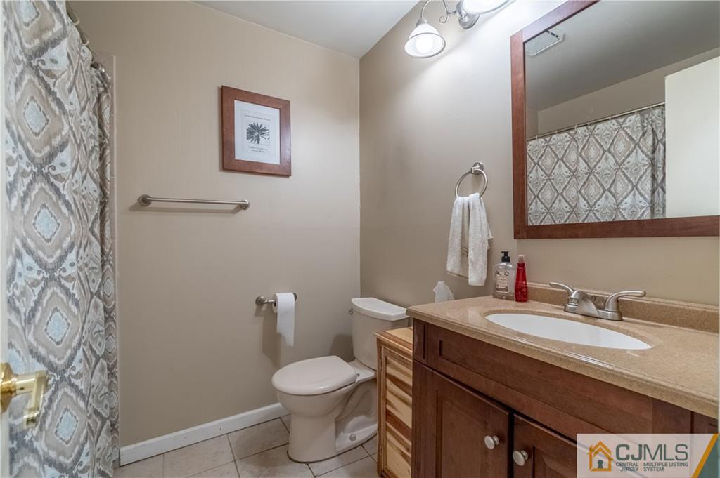 13 Chatham Square Sayreville 08859 NJ photo