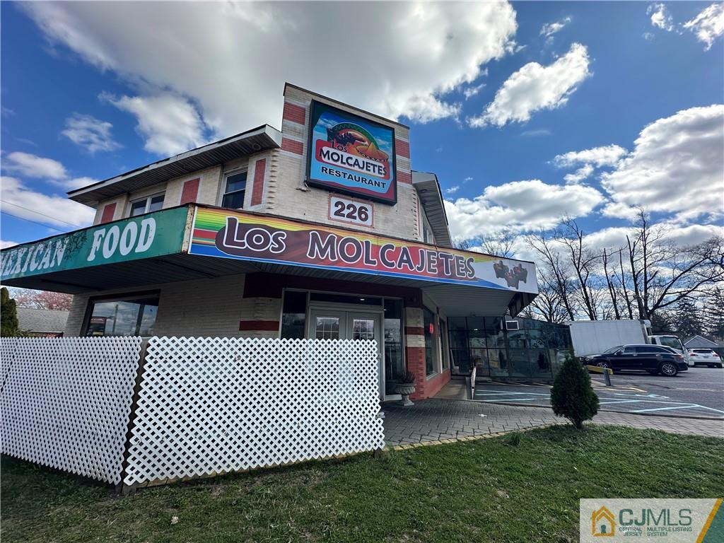 226 Us 1 Highway, Edison, NJ, 08817 226 Us 1 Highway, Edison, NJ, 08817