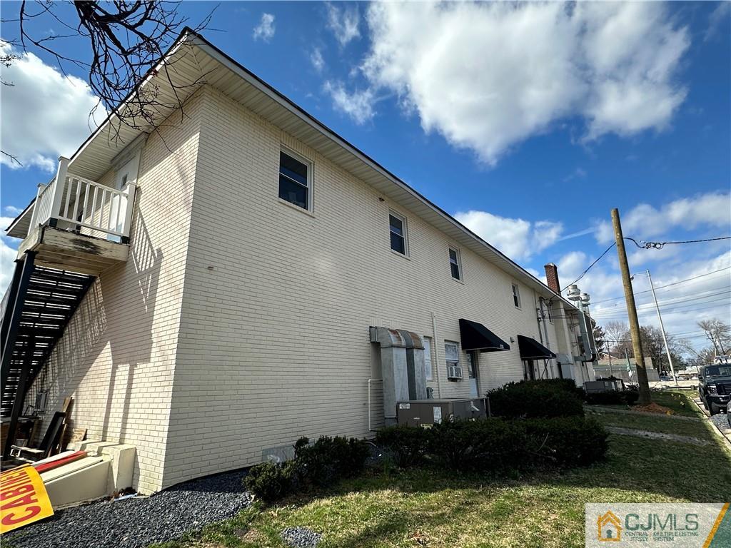 226 Us 1 Highway, Edison, NJ, 08817 226 Us 1 Highway, Edison, NJ, 08817