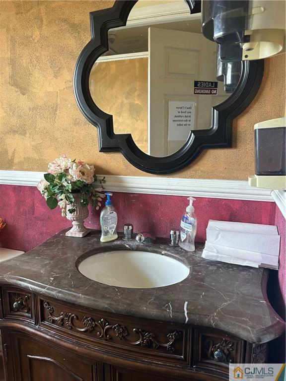 226 Us 1 Highway, Edison, NJ, 08817 226 Us 1 Highway, Edison, NJ, 08817