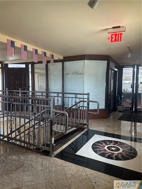 226 Us 1 Highway, Edison, NJ, 08817 226 Us 1 Highway, Edison, NJ, 08817