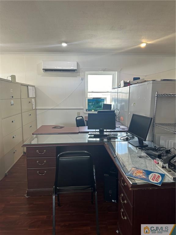 226 Us 1 Highway, Edison, NJ, 08817 226 Us 1 Highway, Edison, NJ, 08817