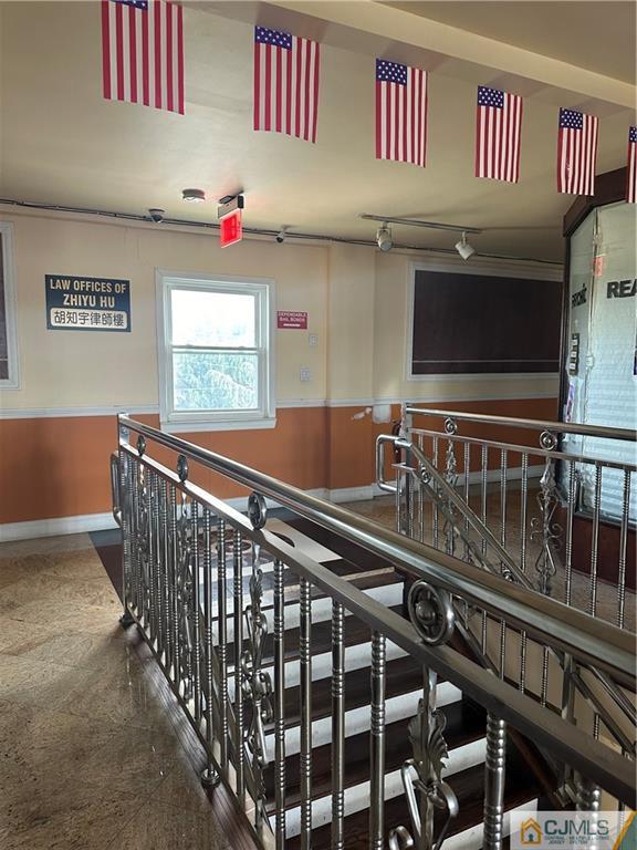 226 Us 1 Highway, Edison, NJ, 08817 226 Us 1 Highway, Edison, NJ, 08817