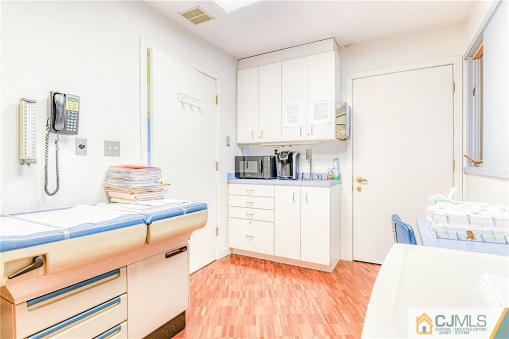 254 Princeton Hightstown Road East Windsor 08520 NJ photo