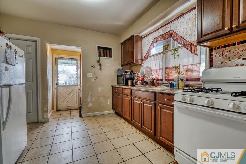 Homes for sale in Fords, NJ | 37 Mary Ave, Fords, NJ 08863 | MLS# 2250954M