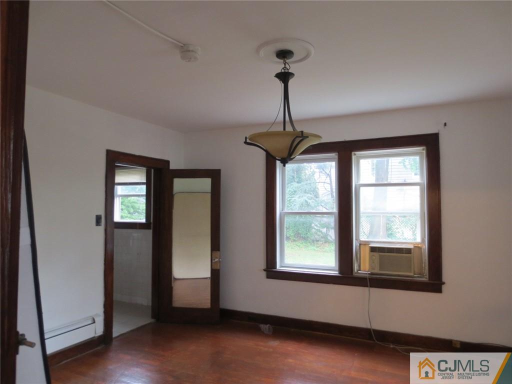 107 Hillcrest Avenue Edison 08817 NJ photo