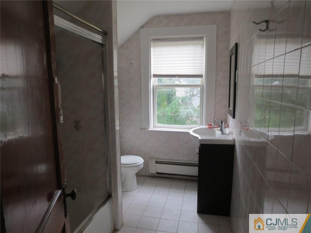 107 Hillcrest Avenue Edison 08817 NJ photo