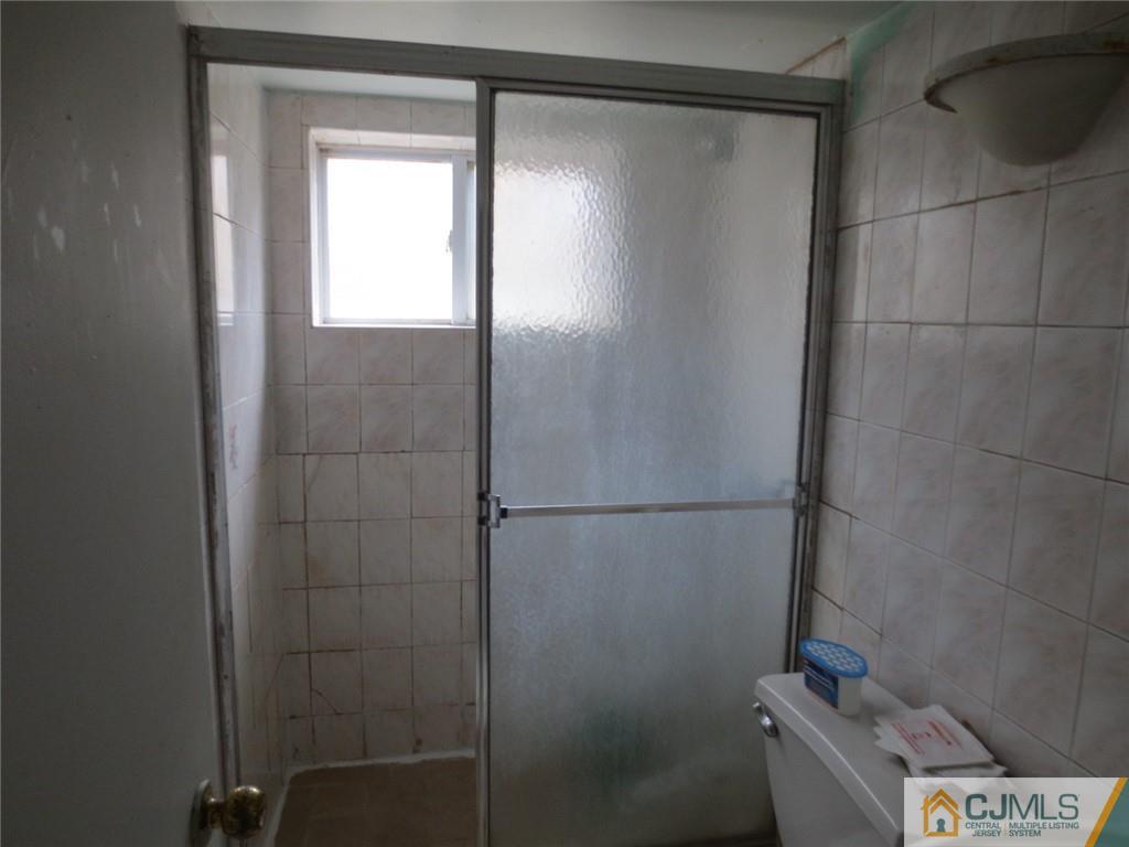 107 Hillcrest Avenue Edison 08817 NJ photo