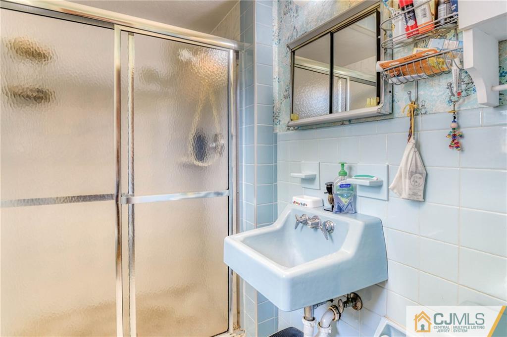 420 Riva Avenue Milltown 08850 NJ photo