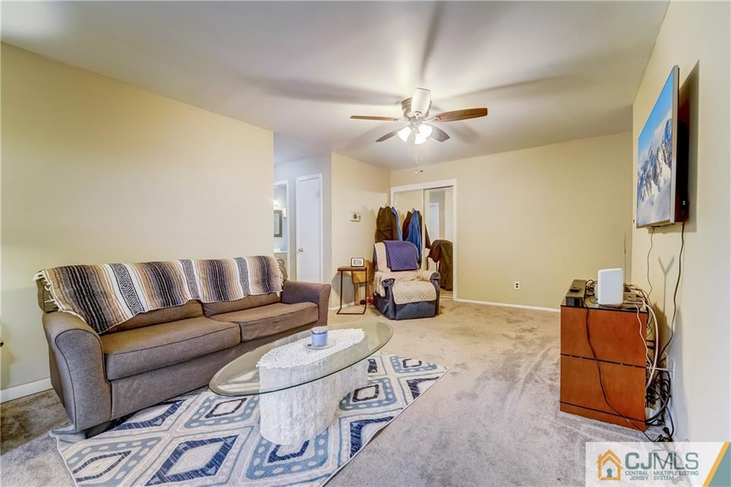 209 Sierra Court Woodbridge Proper 07095 NJ photo