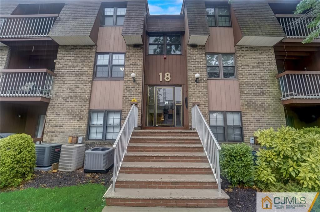 209 Sierra Court Woodbridge Proper 07095 NJ photo