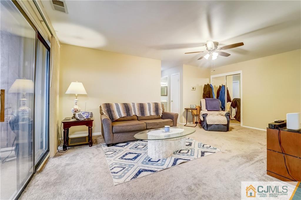 209 Sierra Court Woodbridge Proper 07095 NJ photo