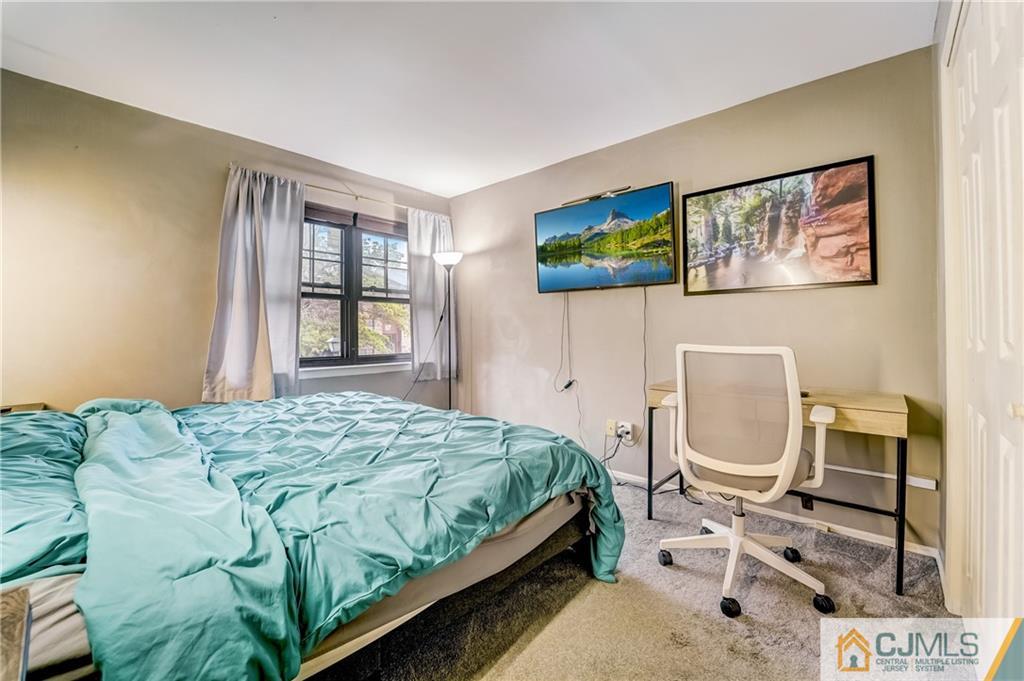 209 Sierra Court Woodbridge Proper 07095 NJ photo