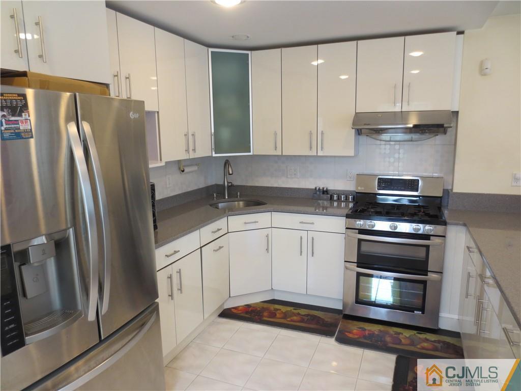 1 Elaine Road East Brunswick 08816 NJ photo