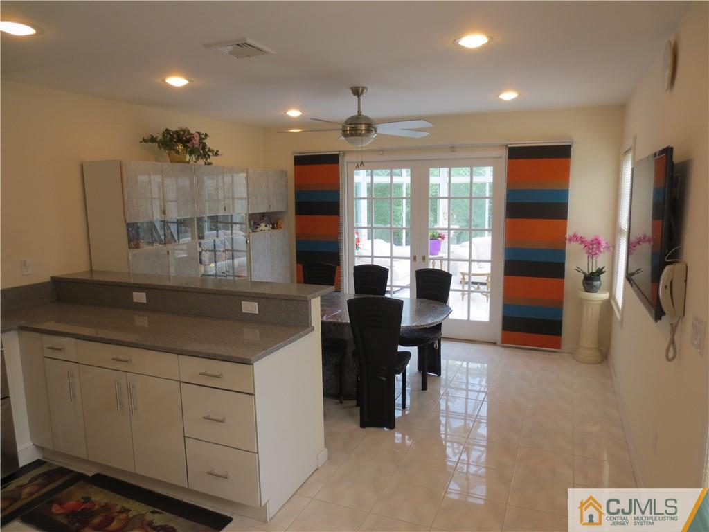 1 Elaine Road East Brunswick 08816 NJ photo