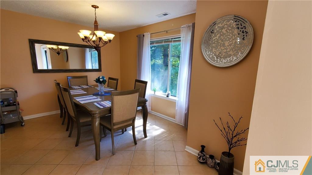 40 Chatham Square Sayreville 08859 NJ photo