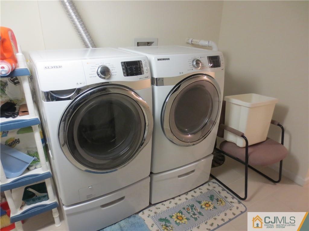 1 Elaine Road East Brunswick 08816 NJ photo