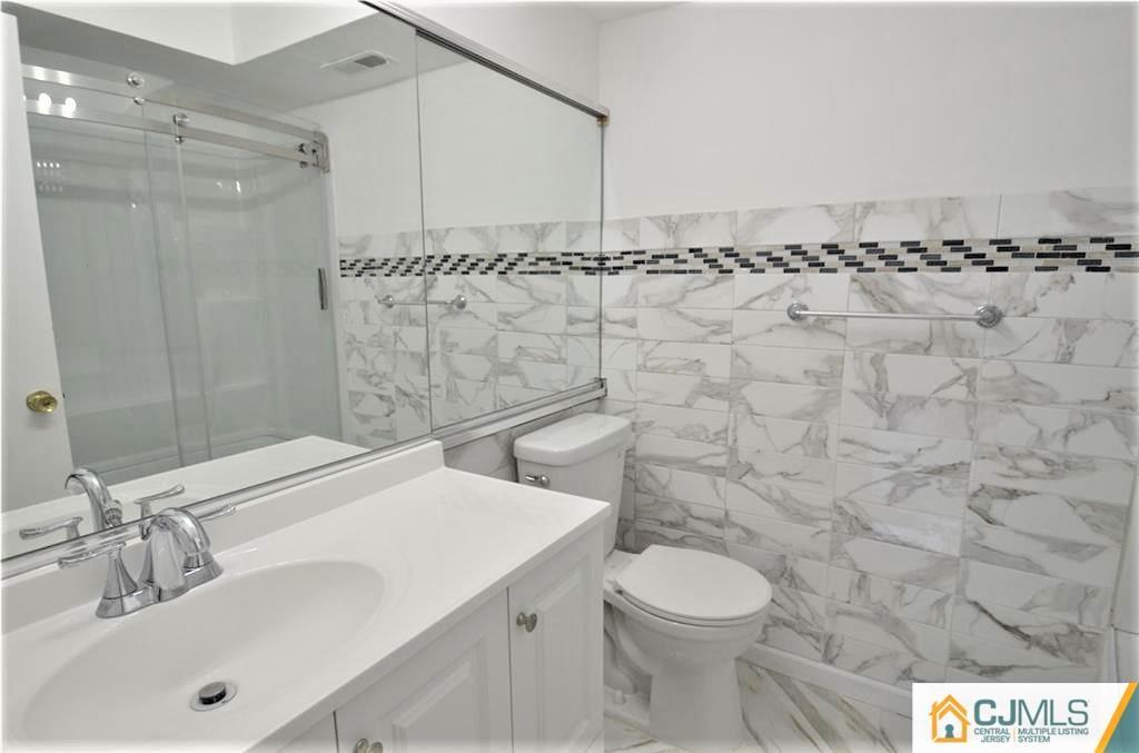 40 Chatham Square Sayreville 08859 NJ photo