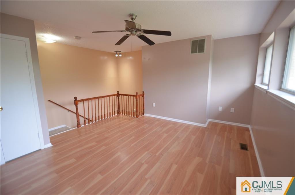 40 Chatham Square Sayreville 08859 NJ photo