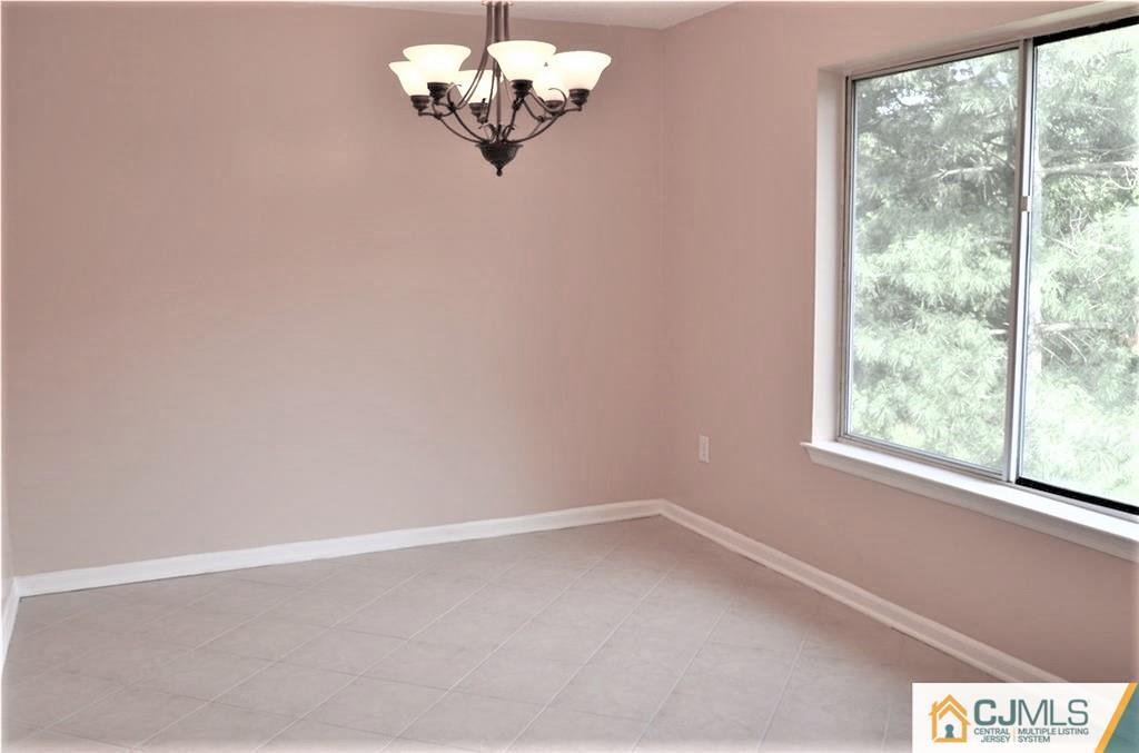 40 Chatham Square Sayreville 08859 NJ photo