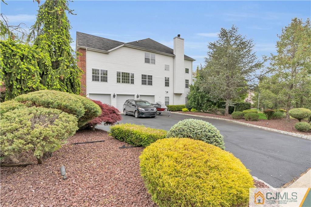 11 Julia Drive Monroe 08831 NJ photo