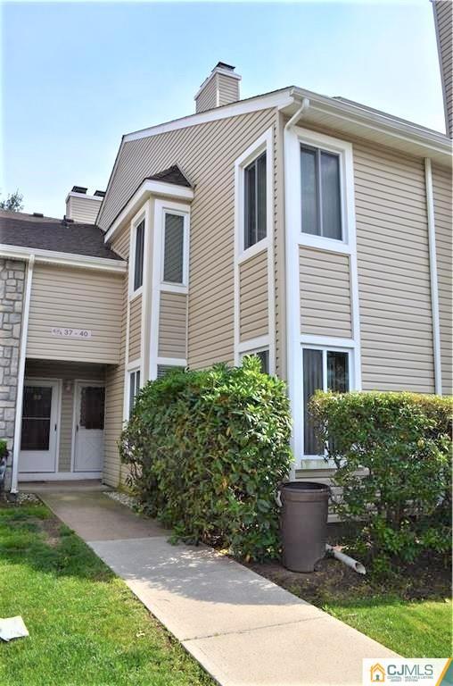 40 Chatham Square Sayreville 08859 NJ photo