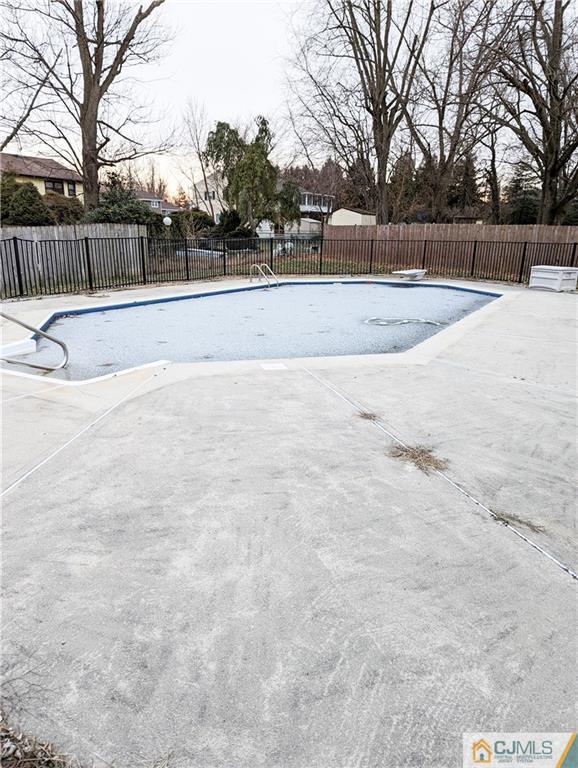 10 Warren Court Old Bridge 08857 NJ photo