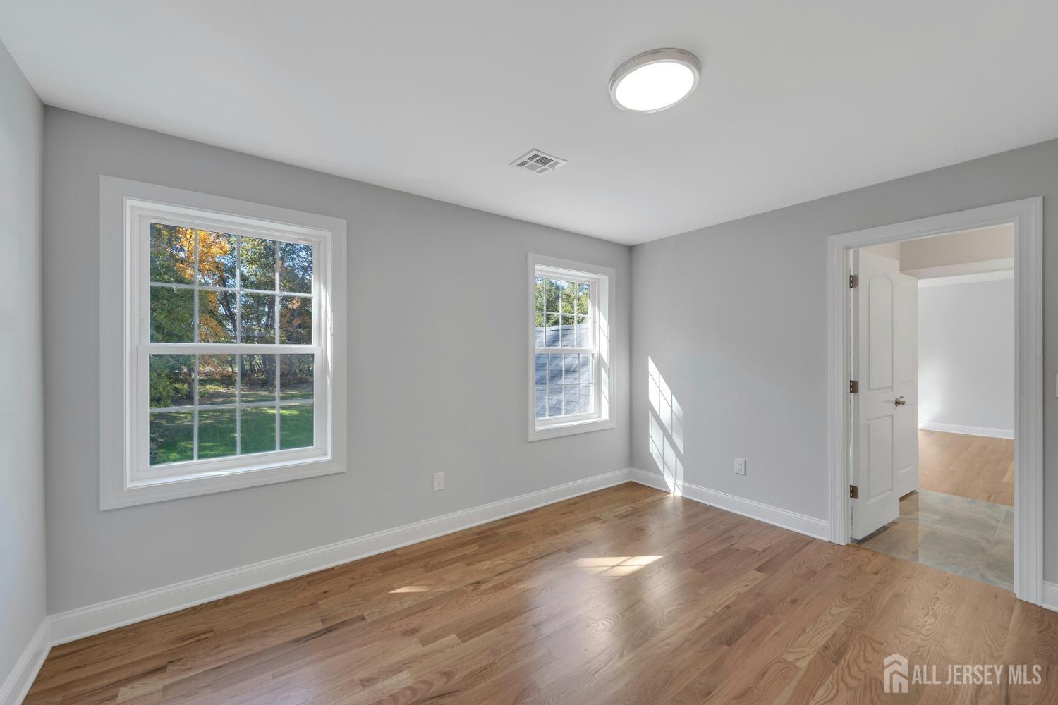 21 King Street, Edison, NJ, 08820