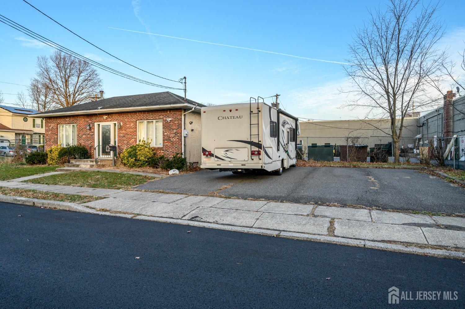 13 New York Avenue, Colonia, NJ, 07067