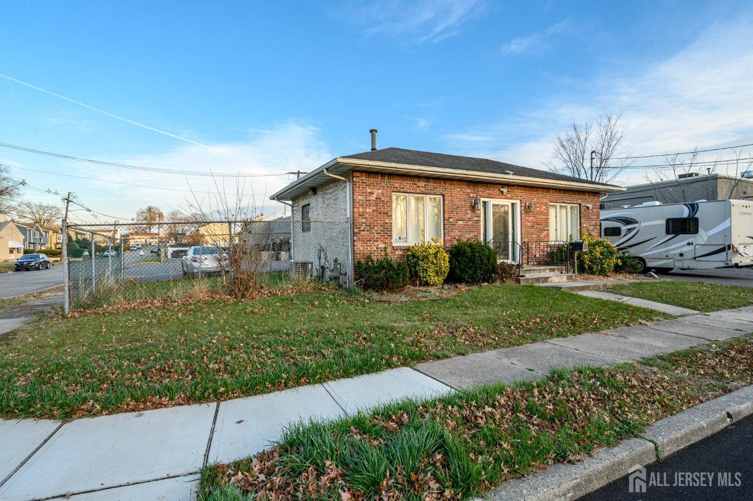 13 New York Avenue, Colonia, NJ, 07067