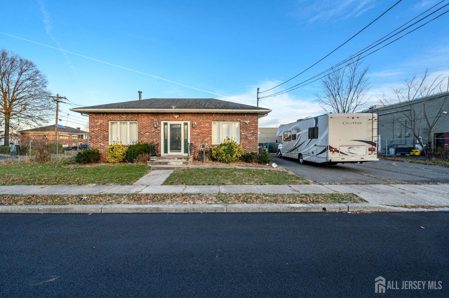 13 New York Avenue, Colonia, NJ, 07067