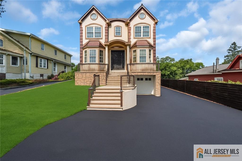 Photo of 1855 Woodland Avenue