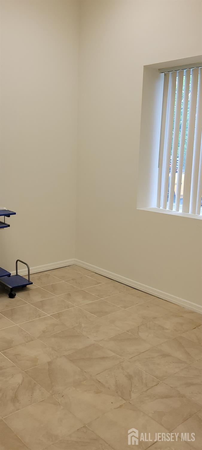 22 Meridian UNIT 3, Edison, NJ, 08820