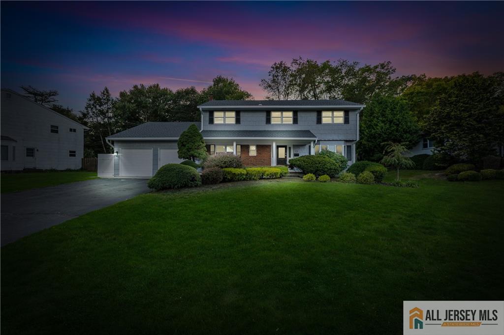 13 Colonial Drive, East Brunswick NJ 08816 – Photo 4