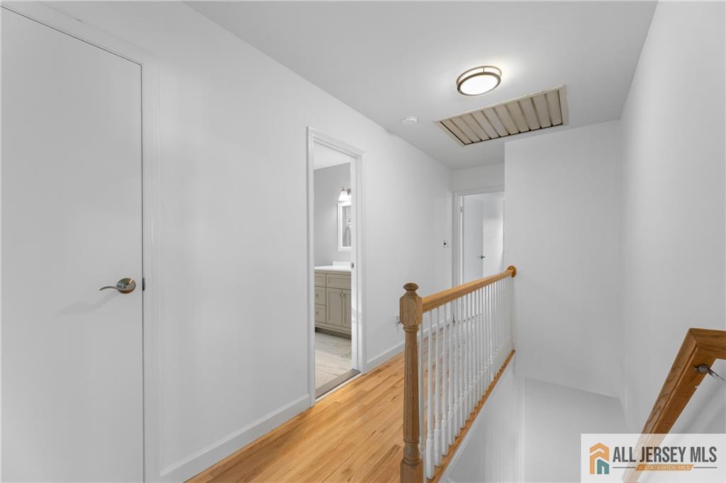 13 Colonial Drive, East Brunswick NJ 08816 – Photo 12