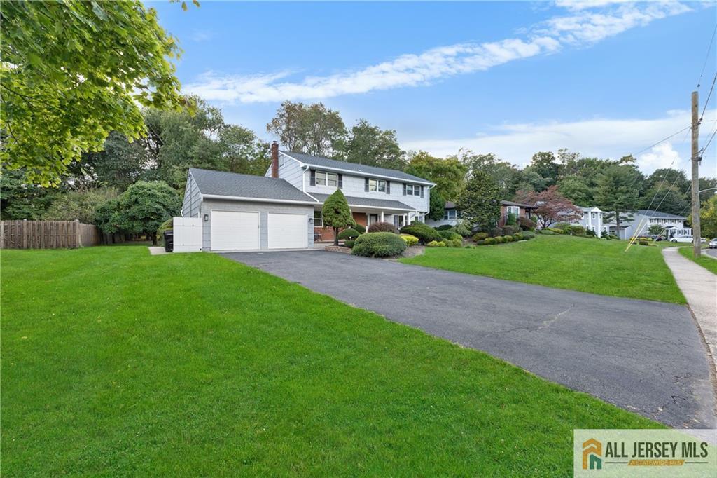 13 Colonial Drive, East Brunswick NJ 08816 – Photo 3