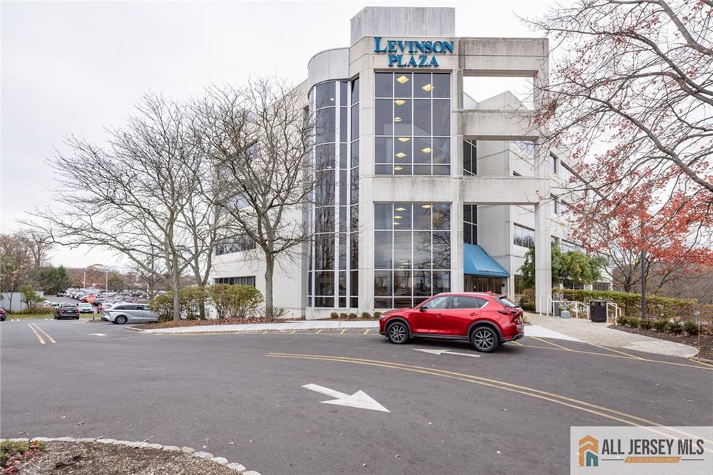 Homes for Sale in Edison, NJ