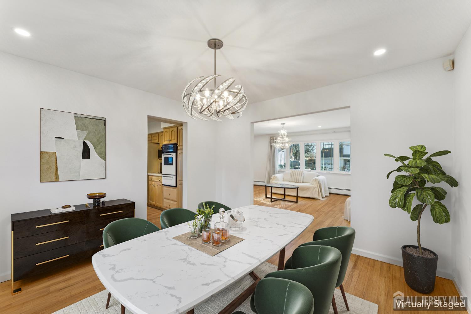 8 Periwinkle Place, Colonia, NJ, 07067