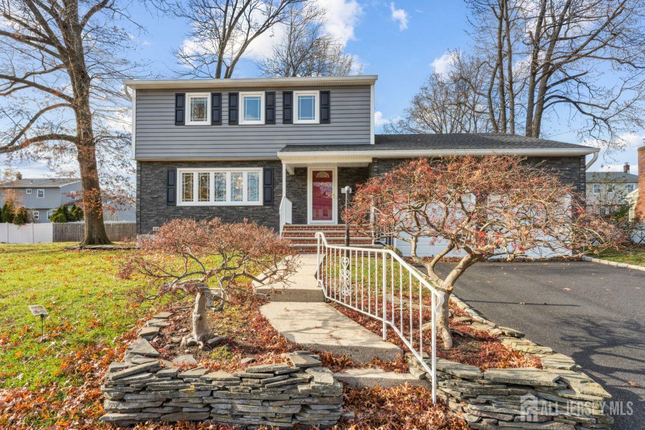 8 Periwinkle Place, Colonia, NJ, 07067