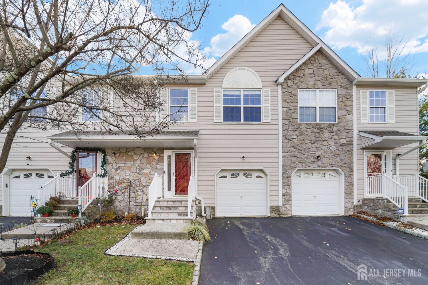 Homes for Sale in Somerset, NJ