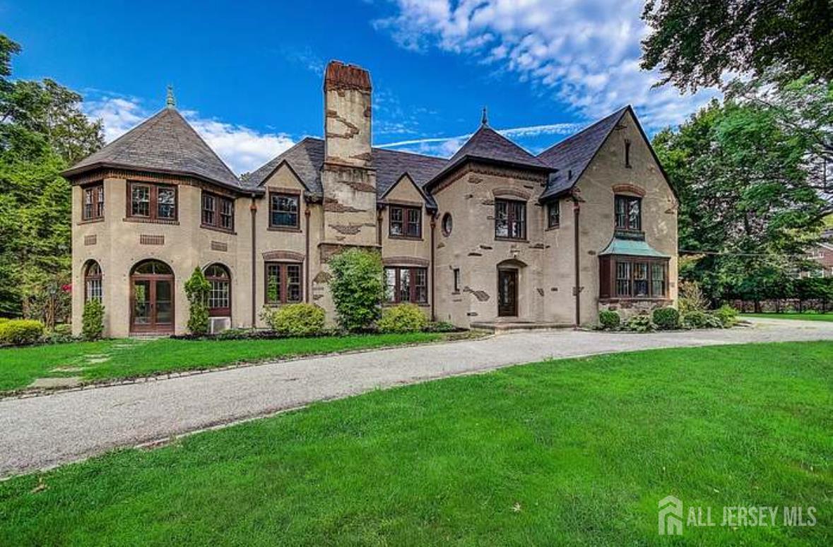 1 orchard, Lawrence, NJ, 08648