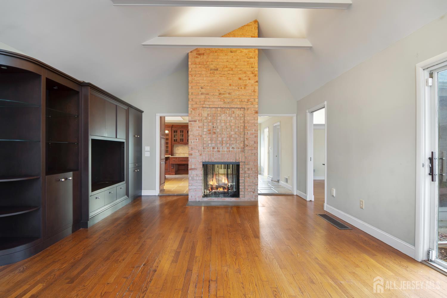 Homes for sale in Colonia, NJ | 20 Cambridge Dr, Colonia, NJ 07067 | MLS# 2608161R