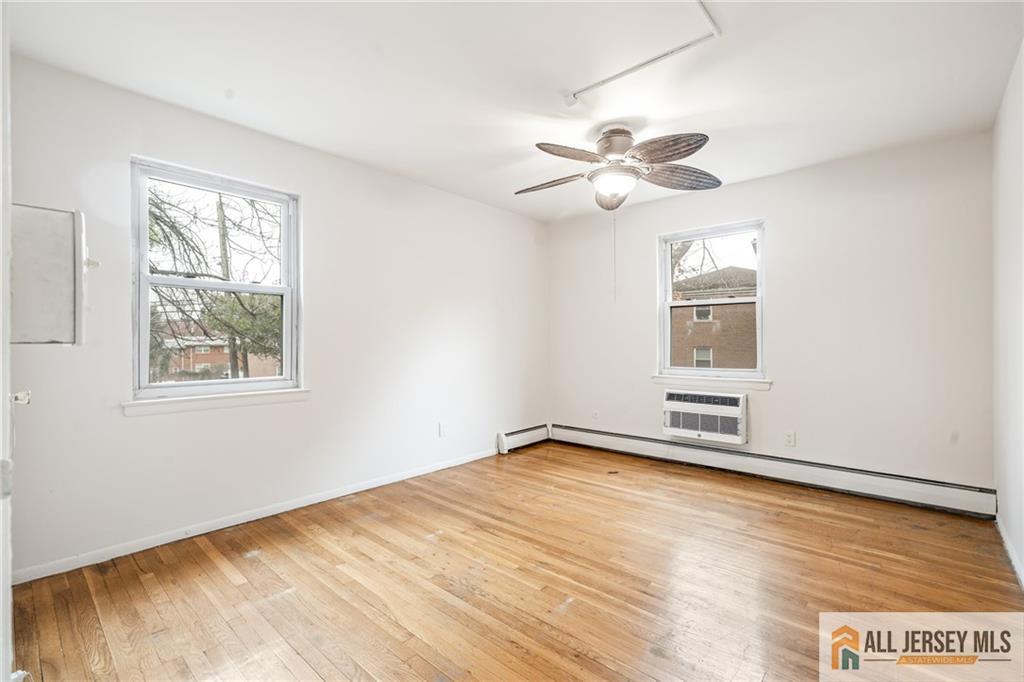 15 York UNIT 2A, Edison, NJ, 08817