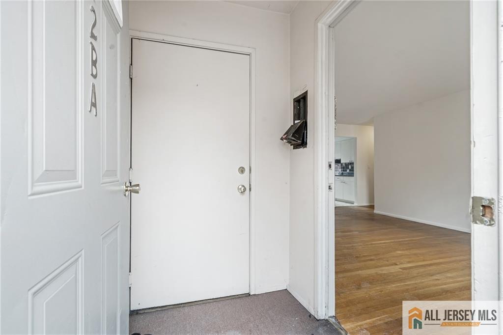 15 York UNIT 2A, Edison, NJ, 08817