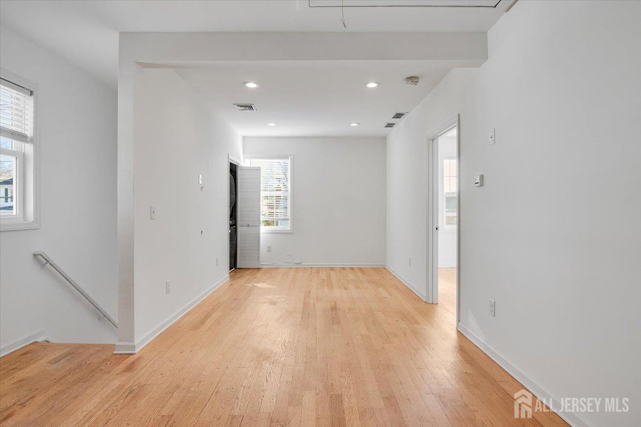 23 Carlton, Edison, NJ, 08837