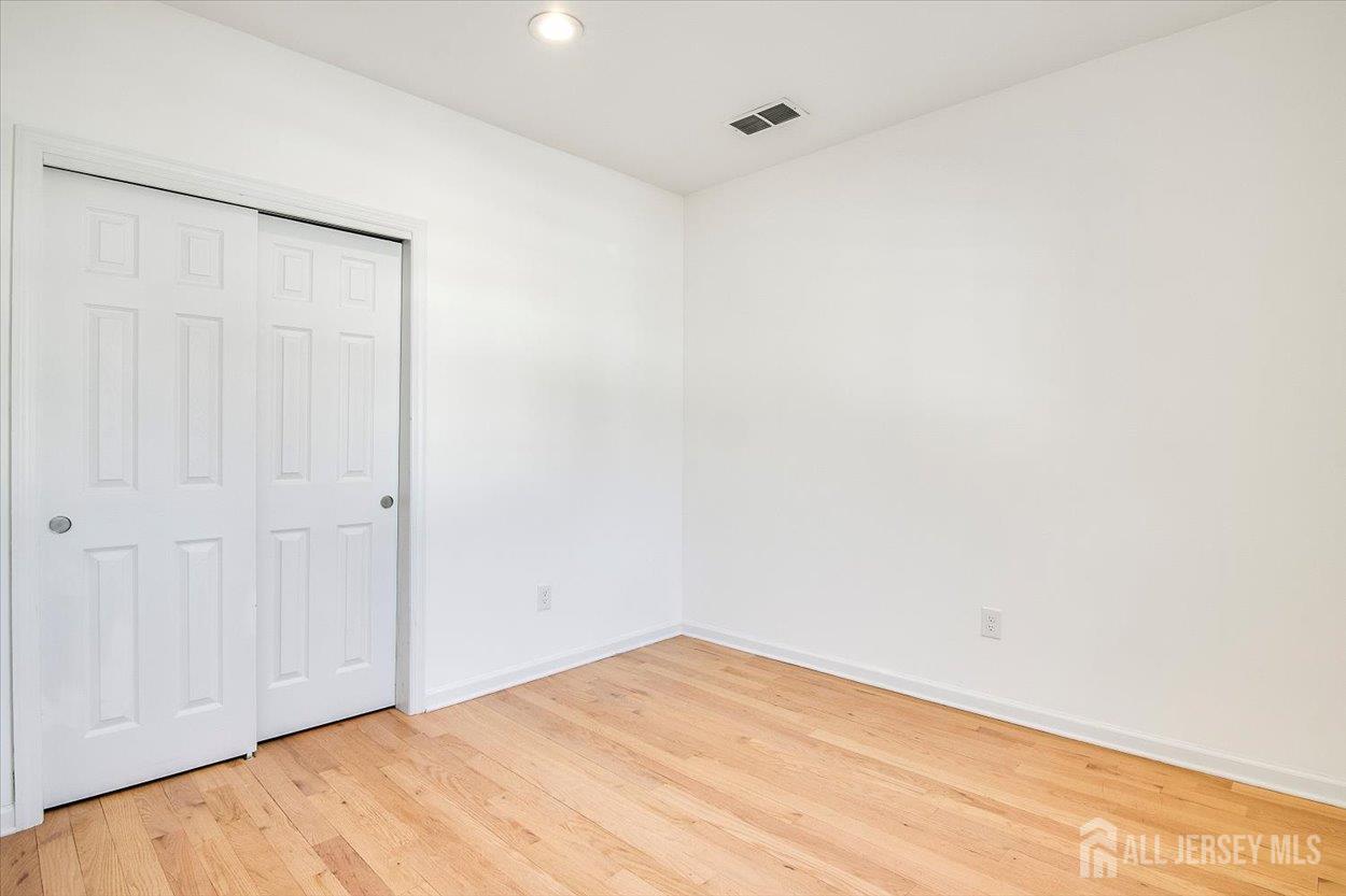 23 Carlton, Edison, NJ, 08837